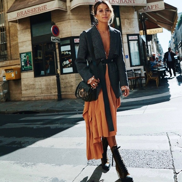 Chloe Long Wool Blazer - Picture 2 of 7